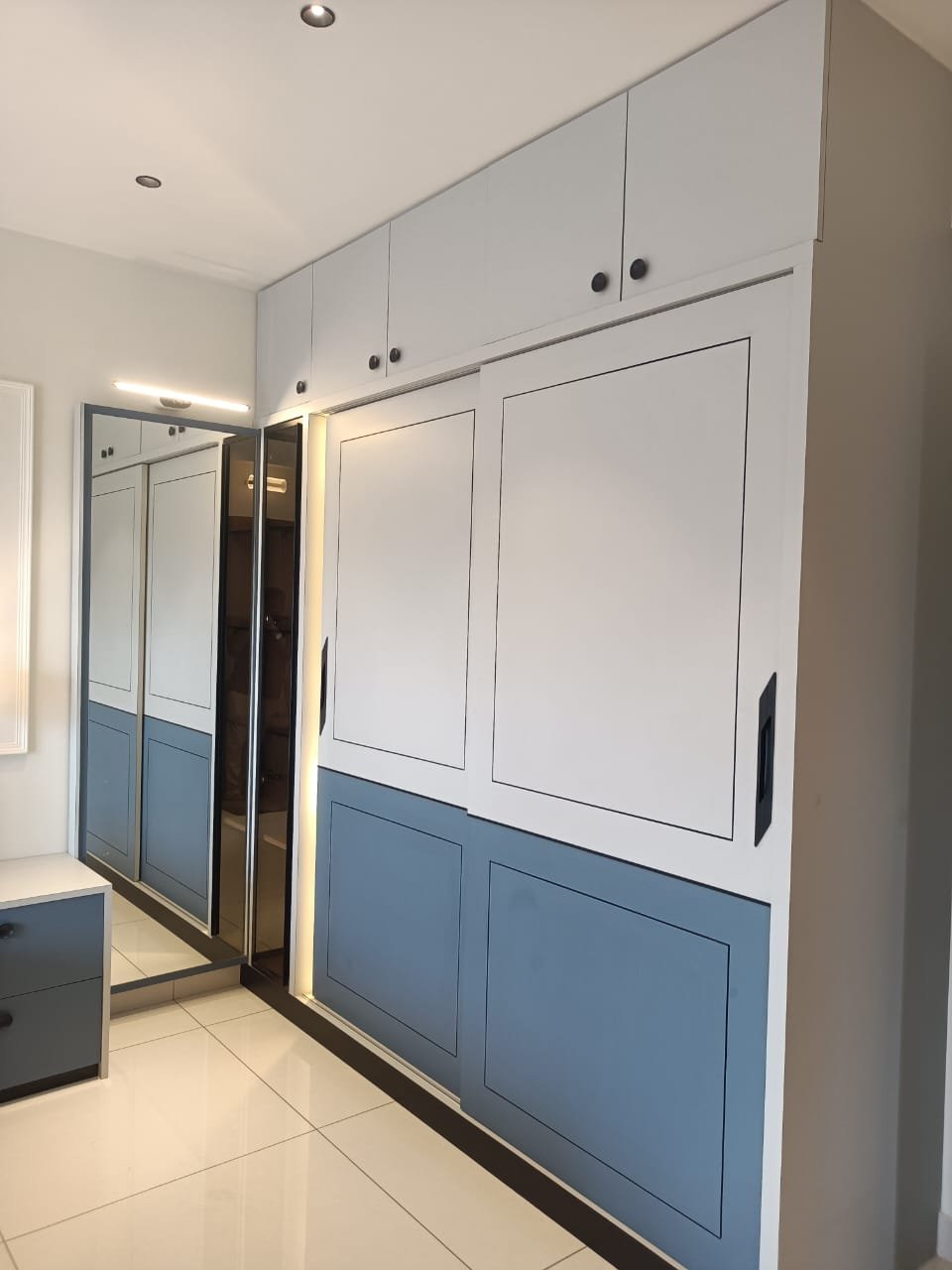 Floor to ceiling wardrobe